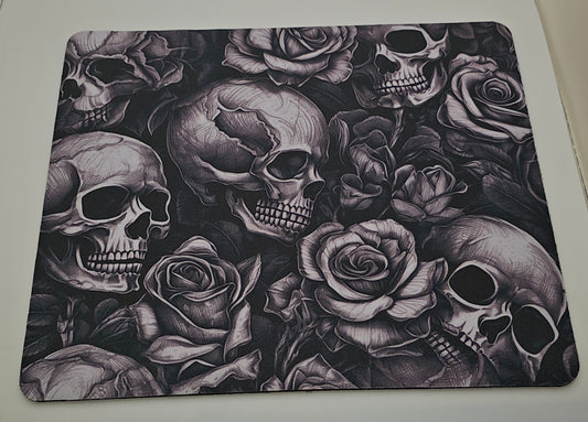 SKULLS AND ROSES MOUSE PAD